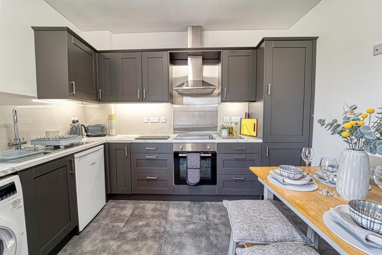 Host & Stay - Upper Tything Apartment Устър Екстериор снимка